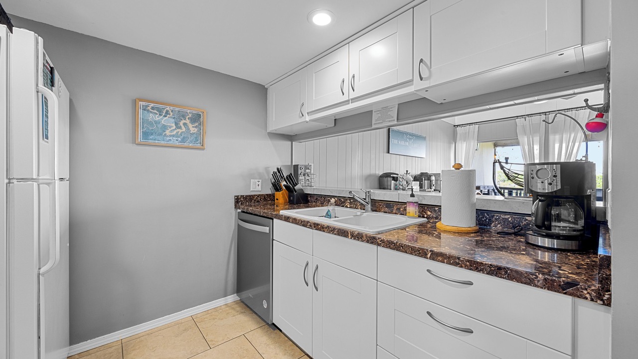 Photo of Kitchen in Point Venture