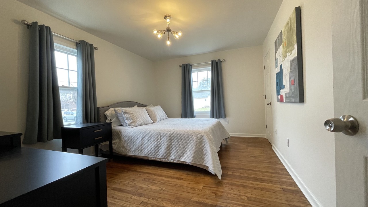 Photo of Bedroom in Hillsdale