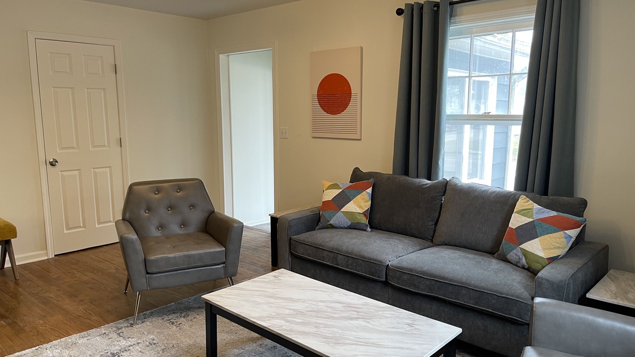 Photo of Livingroom in Hillsdale