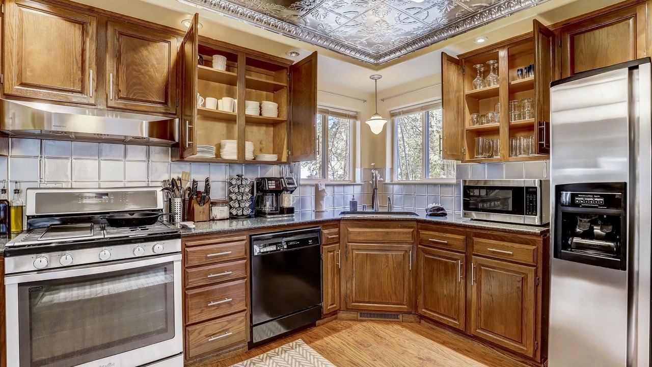 Photo of Kitchen in Iowa Hill
