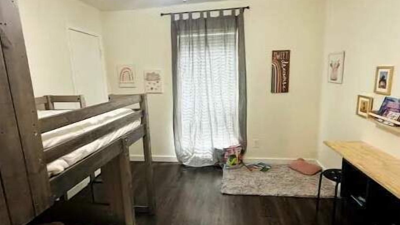 Photo of Bedroom in Cedar Hill