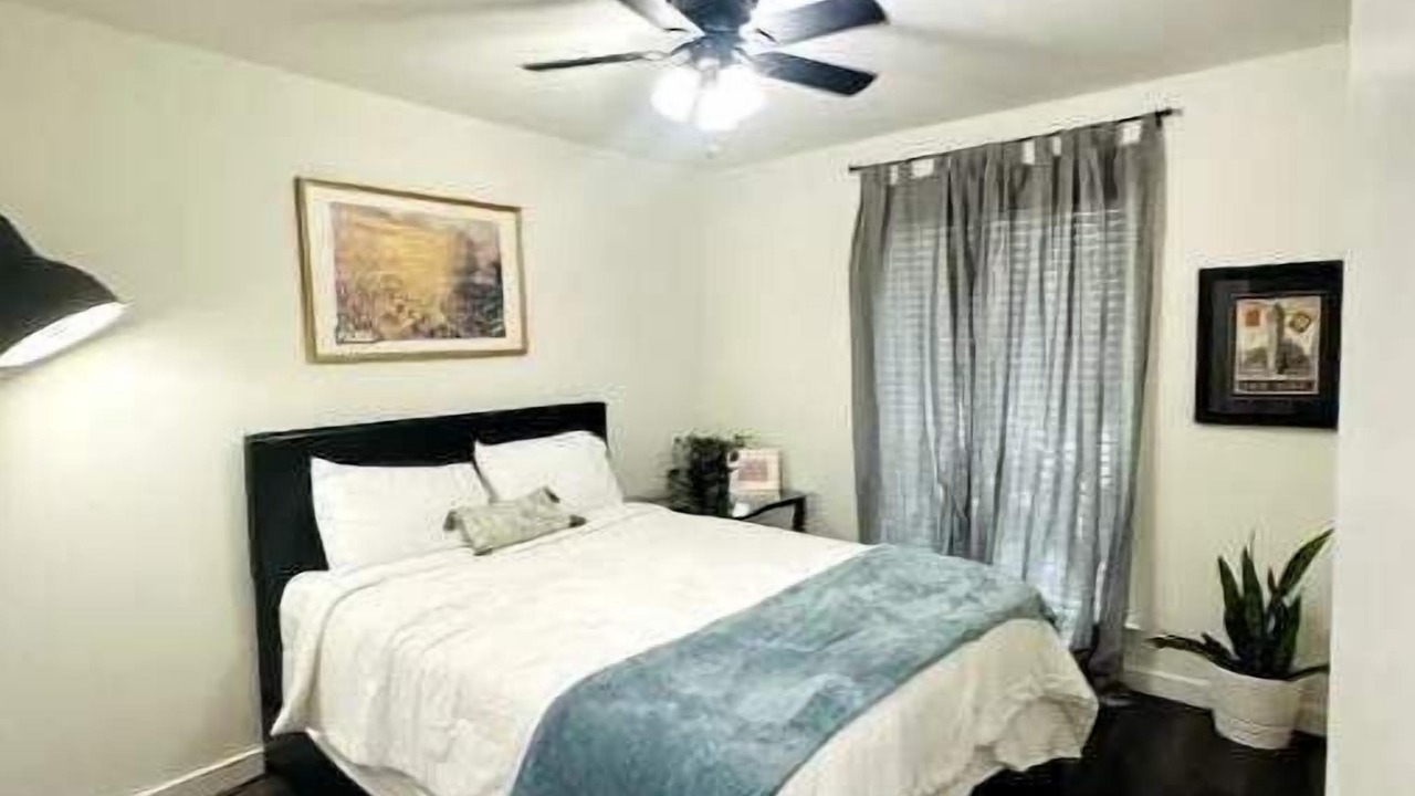 Photo of Bedroom in Cedar Hill