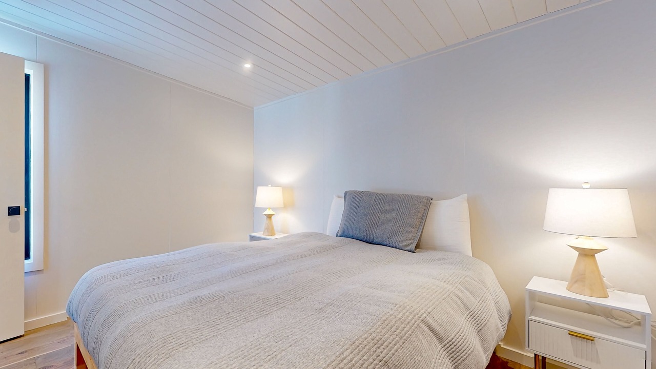 Photo of Bedroom in Weston