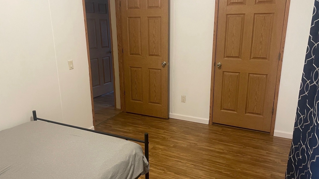 Photo of Bedroom in Ithaca
