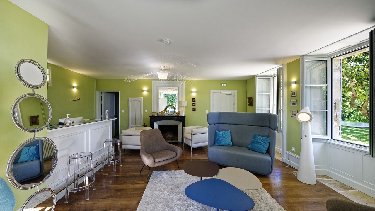 Photo of Others in Azay-le-Brule