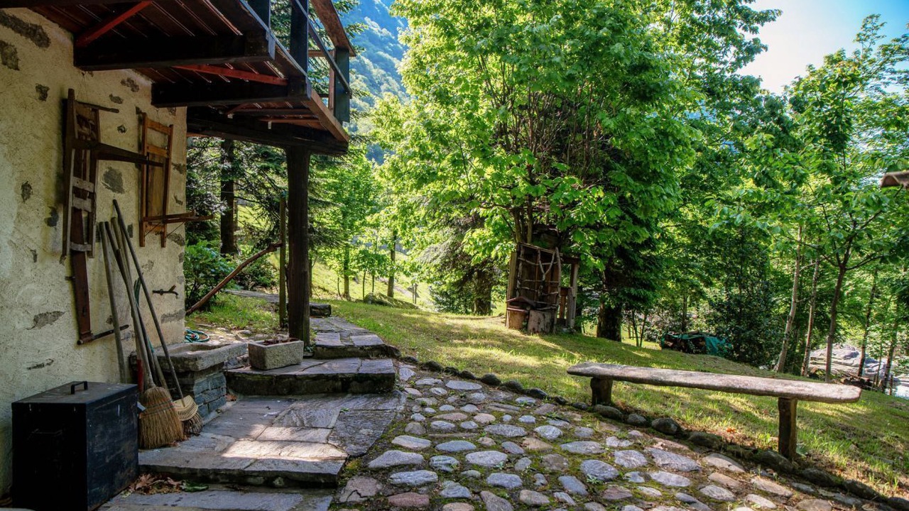 Photo of Patio Balcony in Lavertezzo