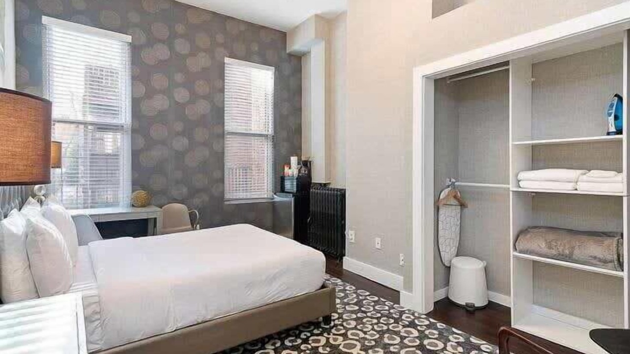 Photo of Bedroom in Bay Village