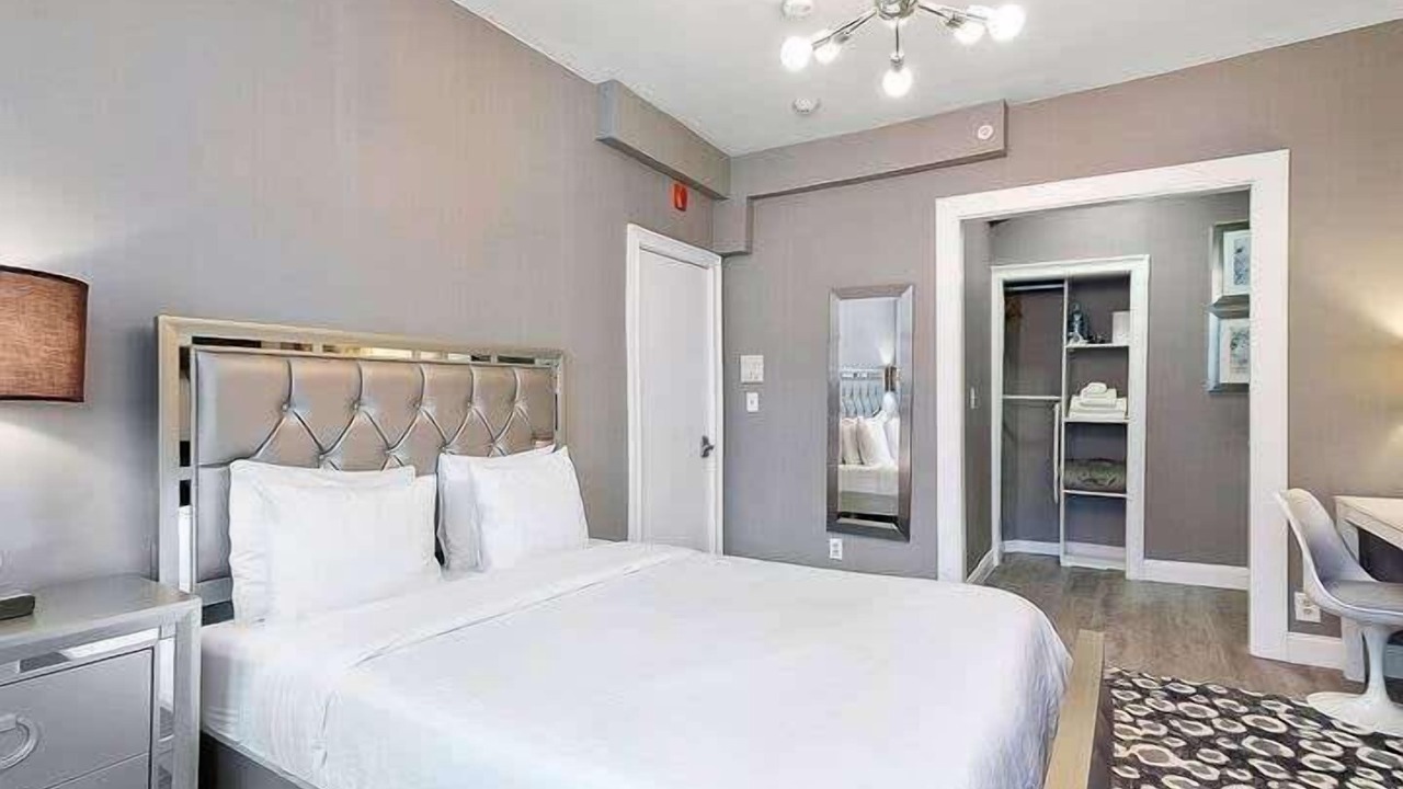 Photo of Bedroom in Bay Village