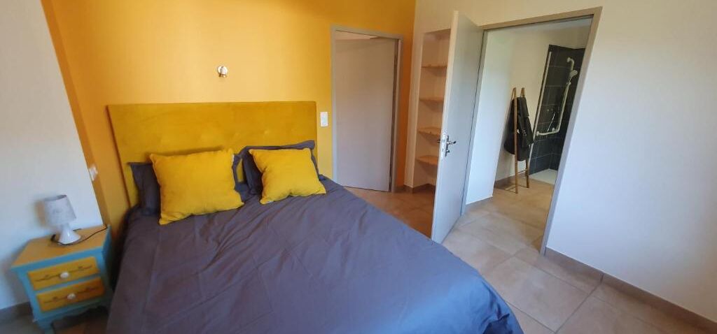 Photo of Bedroom in Bagneres-de-Luchon