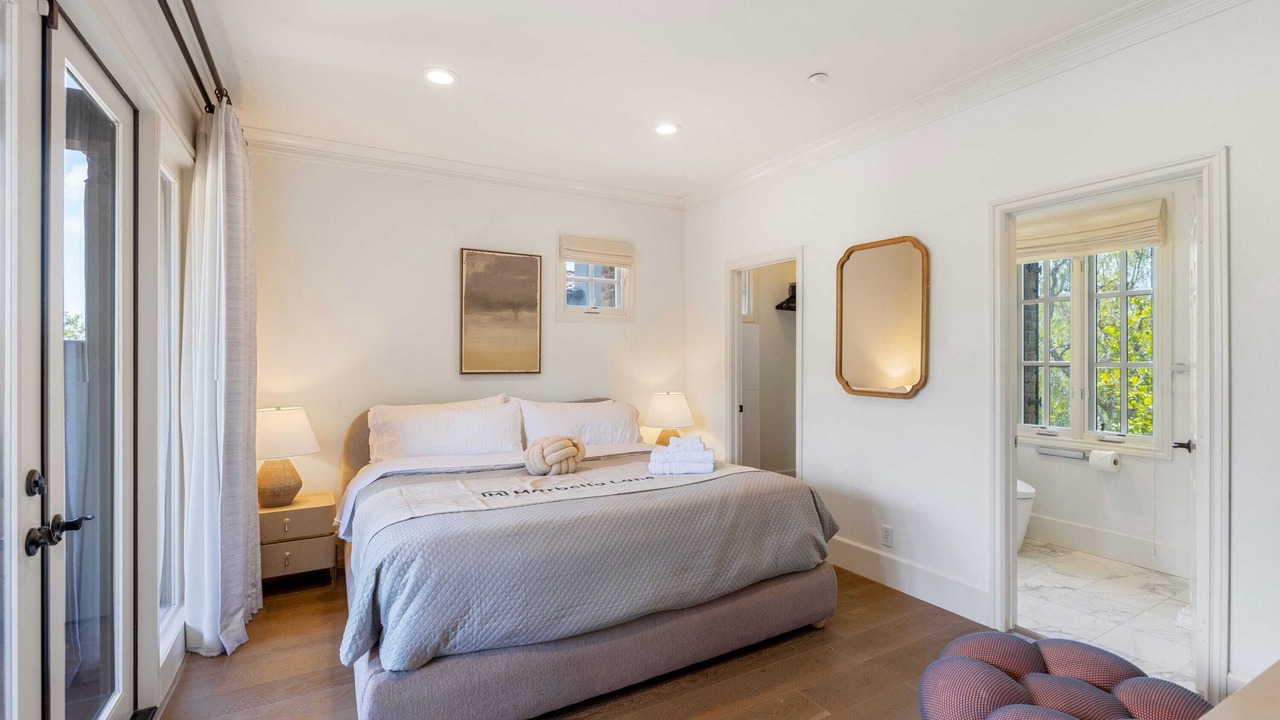 Photo of Bedroom in Newport Coast