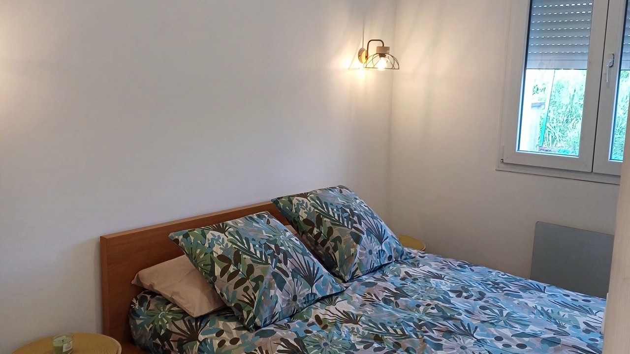Photo of Bedroom in Saint-Emilion
