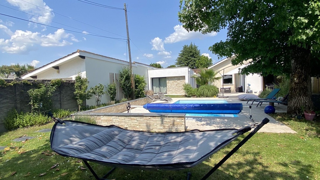 Photo of Outdoor in Le Bouscat