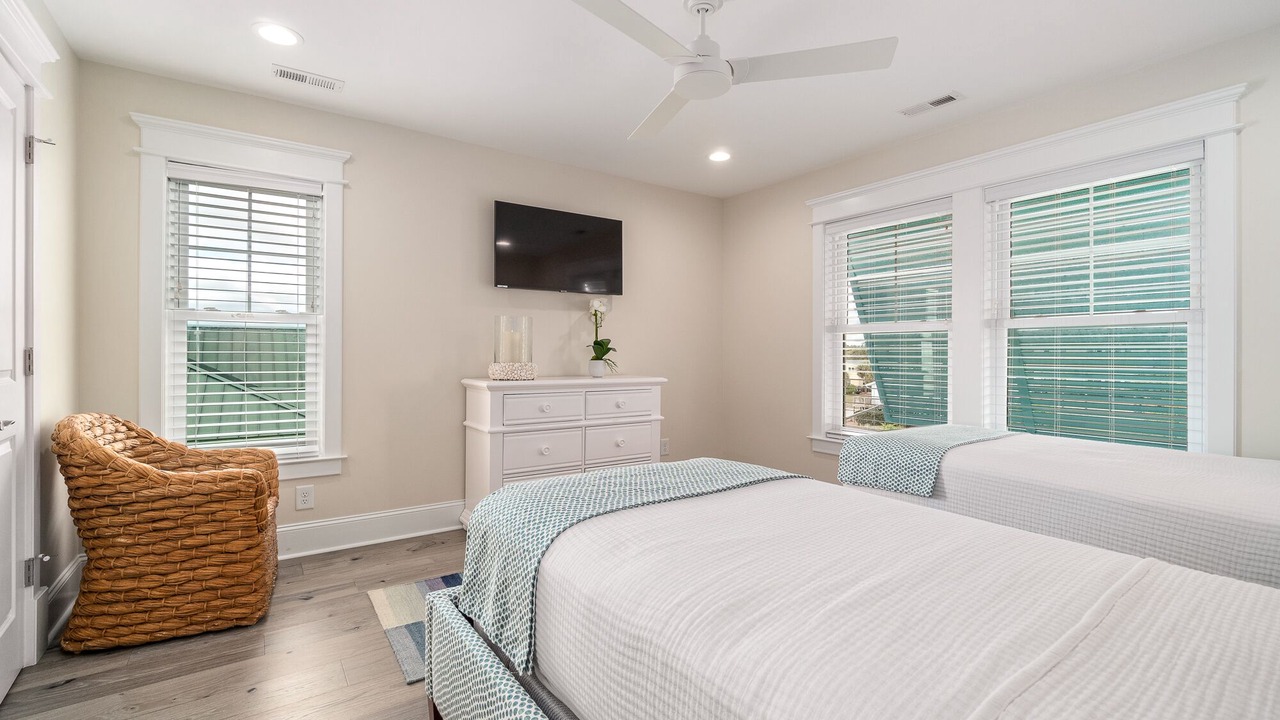 Photo of Bedroom in Emerald Isle