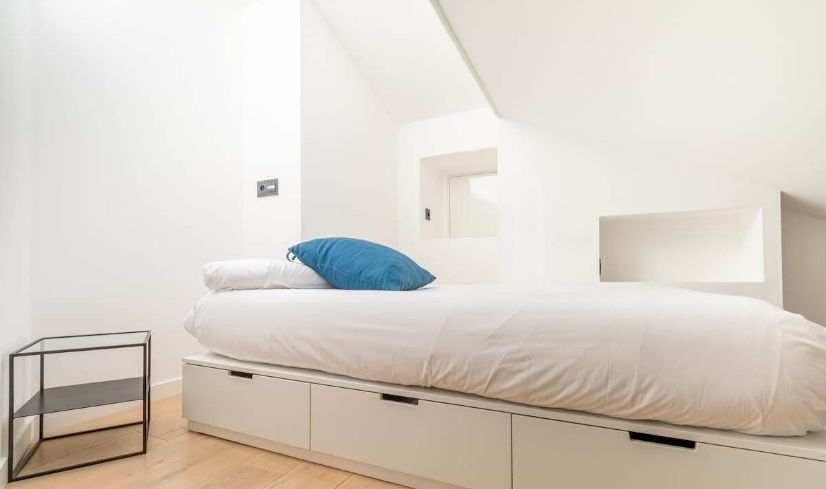 Photo of Bedroom in Toulouse City-Centre