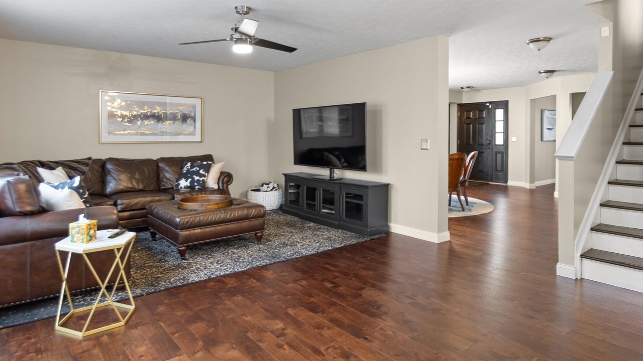 Photo of Bedroom in Roselawn Finance