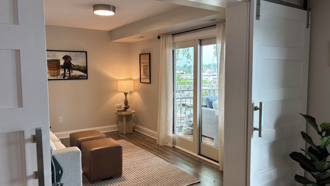 Photo of Livingroom in Eastport