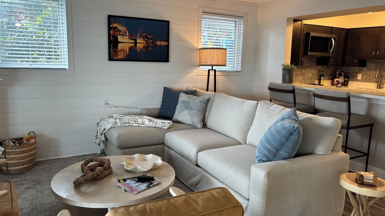 Photo of Livingroom in Eastport