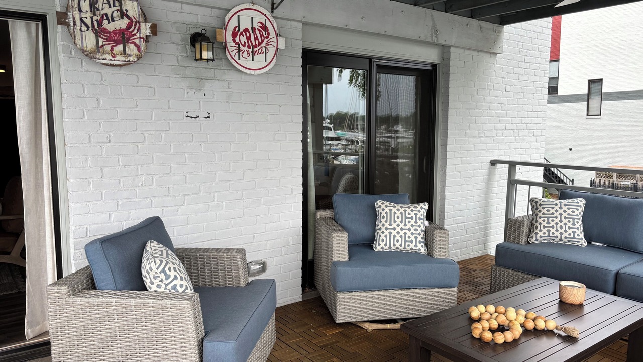 Photo of Patio Balcony in Eastport