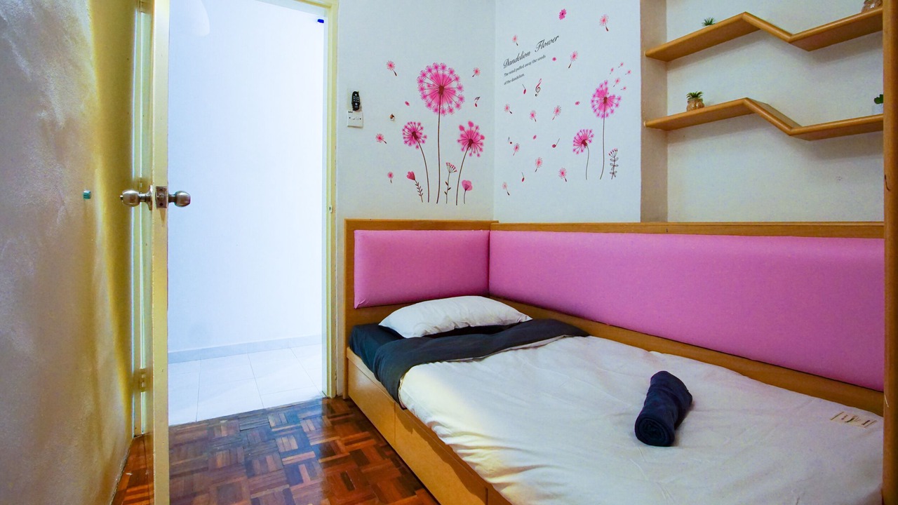 Photo of Bedroom in Batu Ferringhi