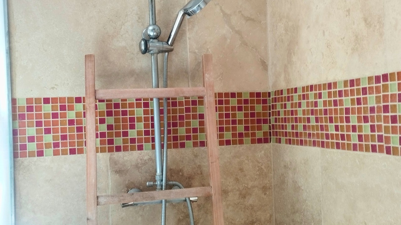 Photo of Bathroom in Beaumes-de-Venise