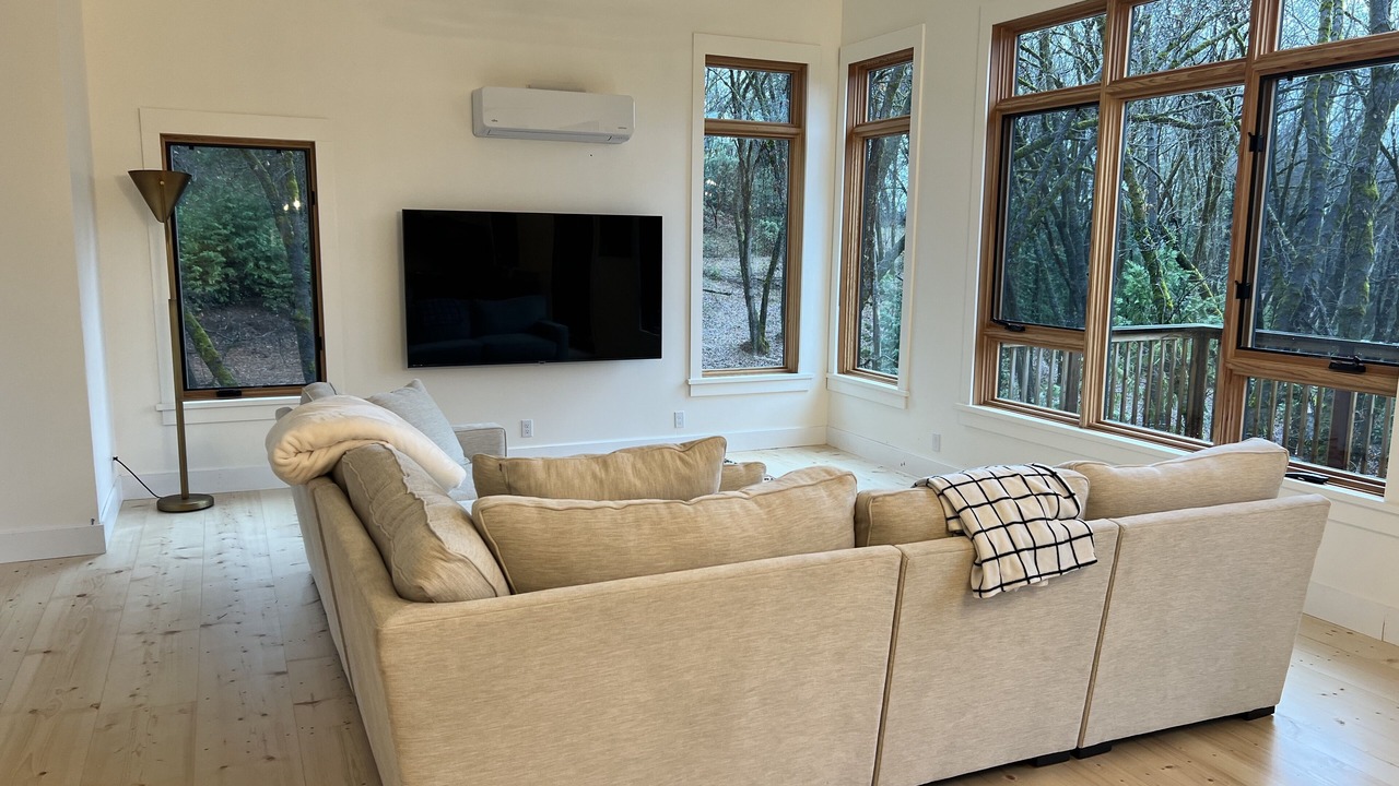 Photo of Livingroom in Colfax