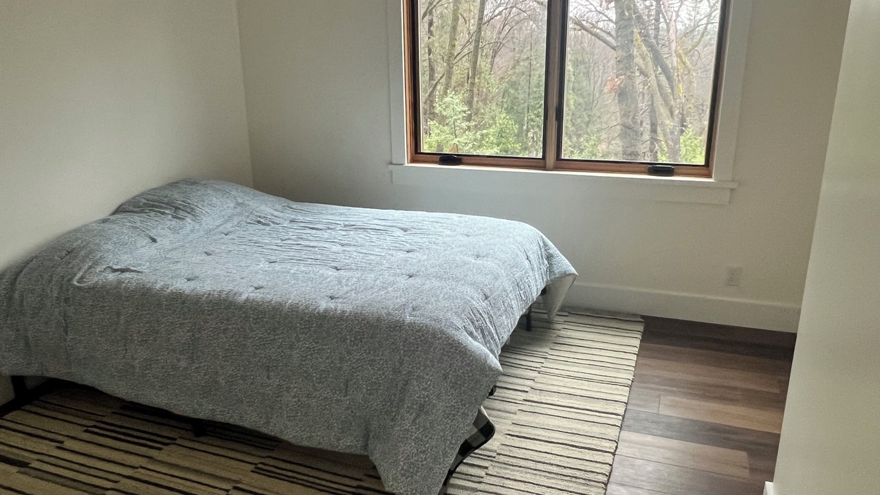 Photo of Bedroom in Colfax