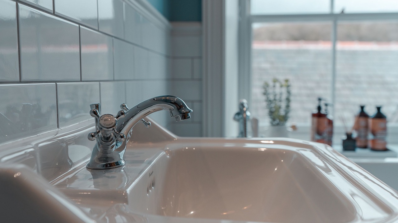 Photo of Bathroom in High Peak