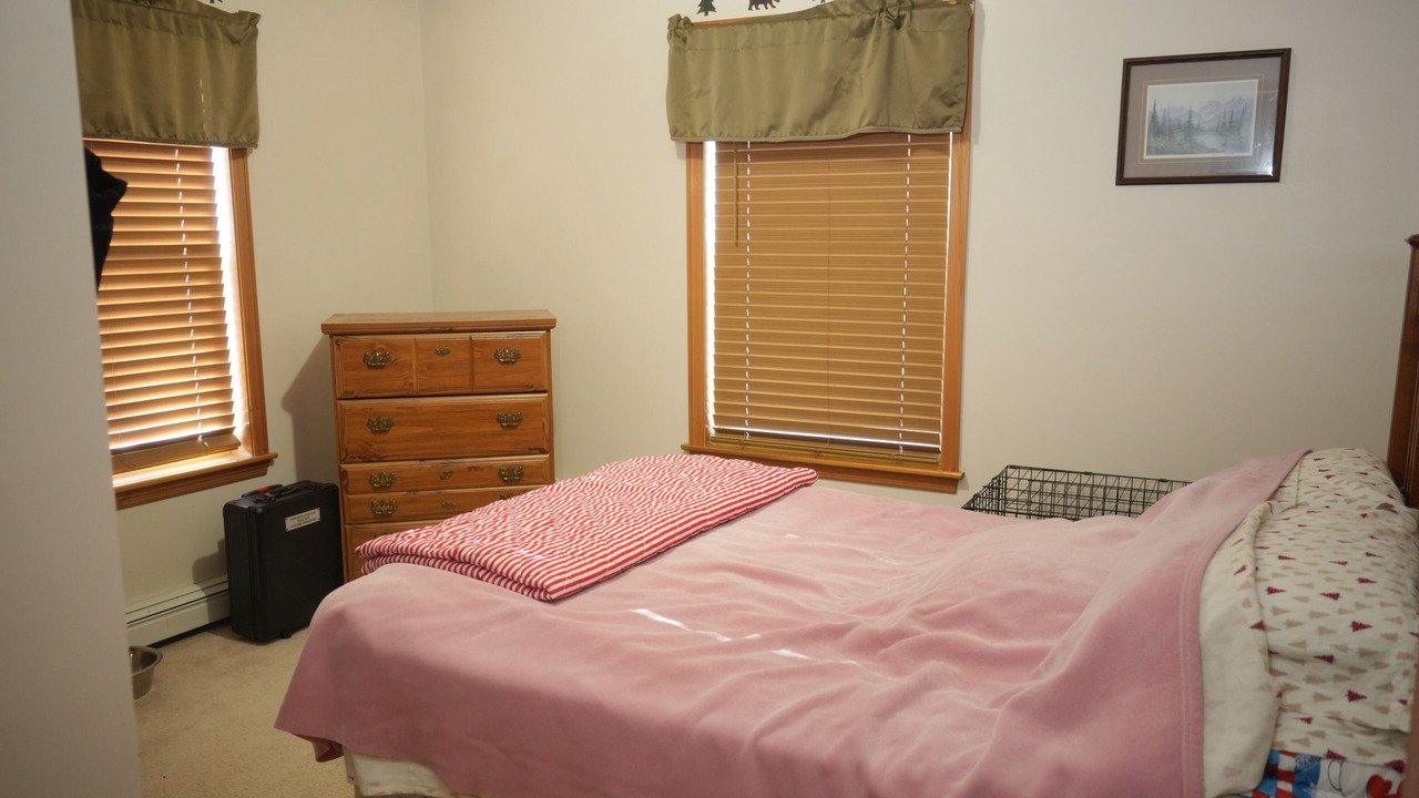 Photo of Bedroom in Town of Webb