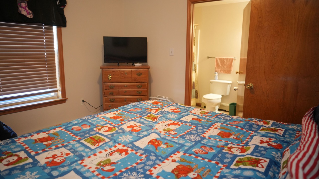 Photo of Bedroom in Town of Webb