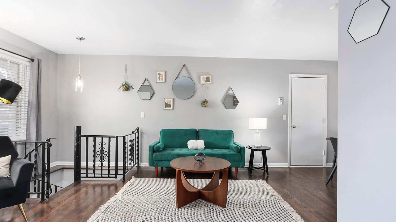 Photo of Livingroom in Lenexa