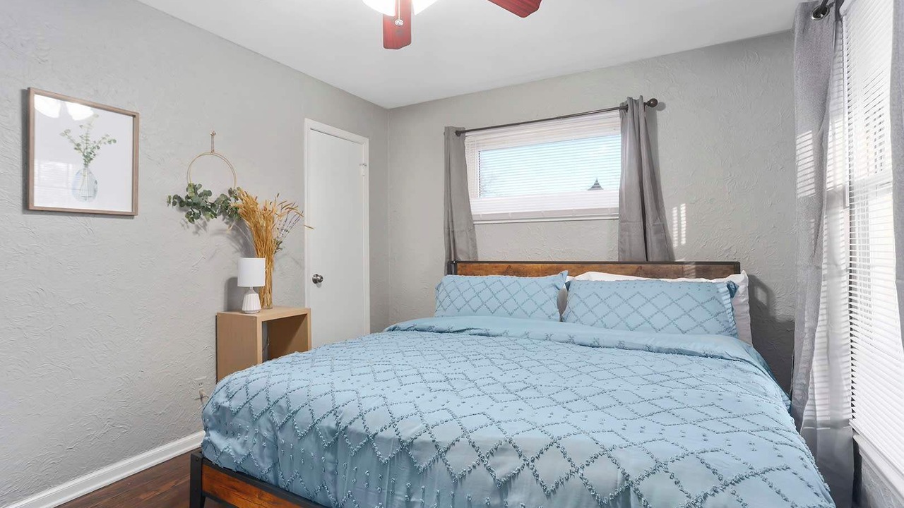 Photo of Bedroom in Lenexa
