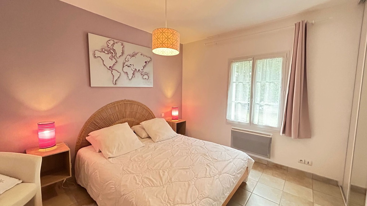 Photo of Bedroom in Saint-Jean-de-Monts