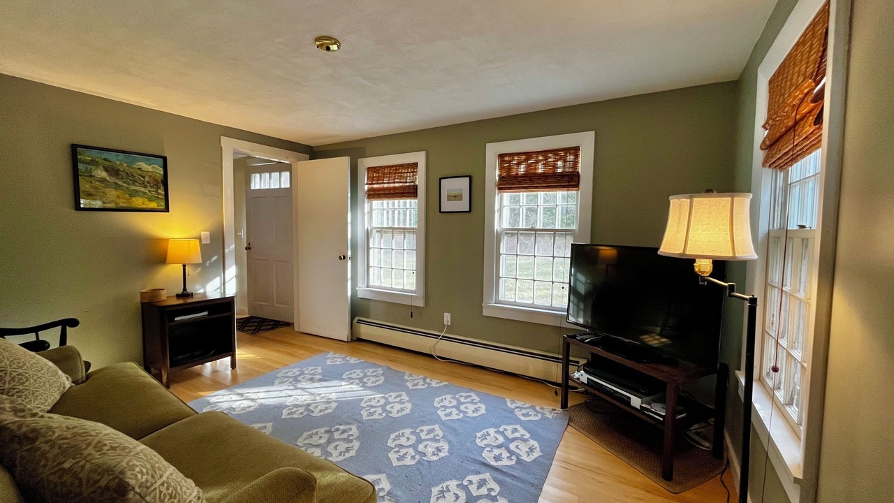 Photo of Livingroom in Tenants Harbor