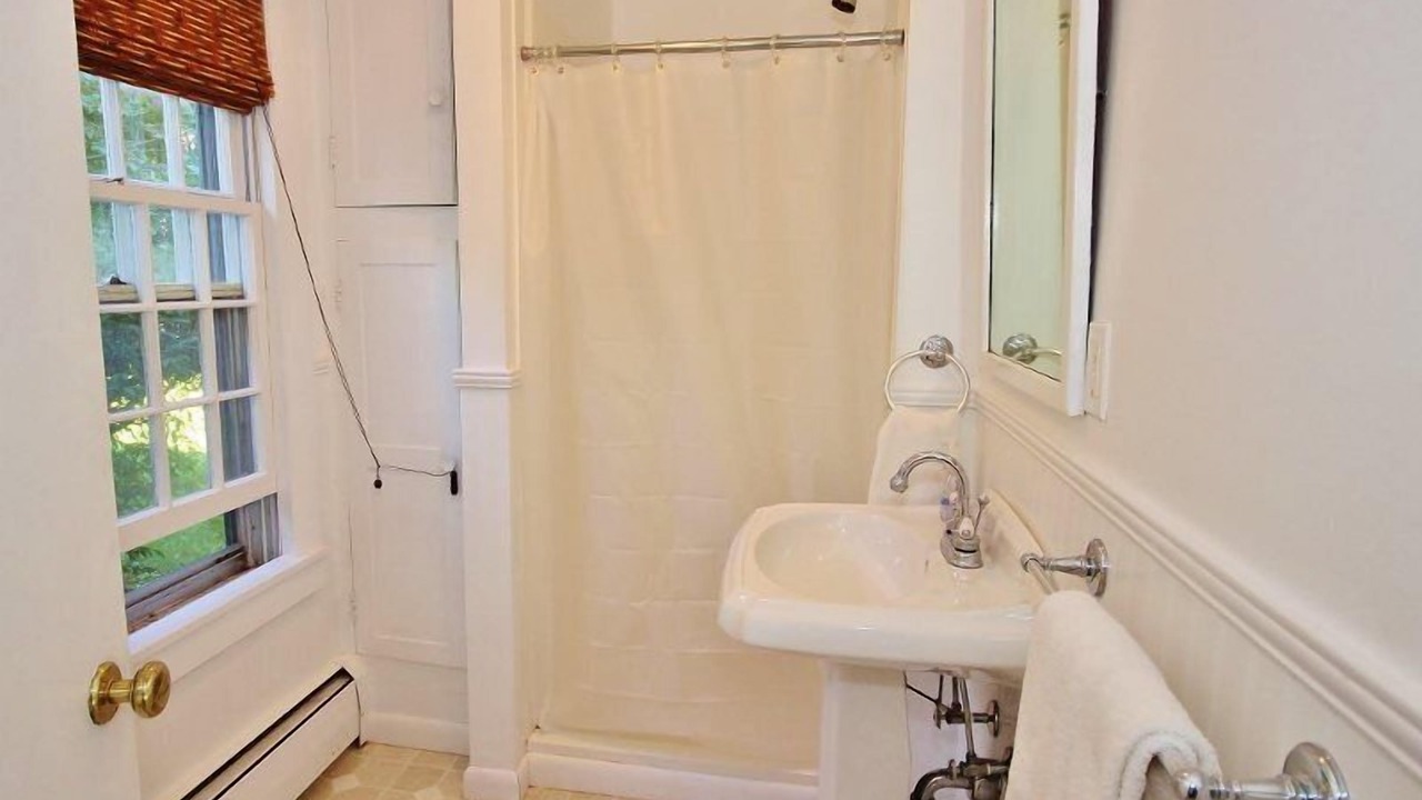 Photo of Bathroom in Tenants Harbor