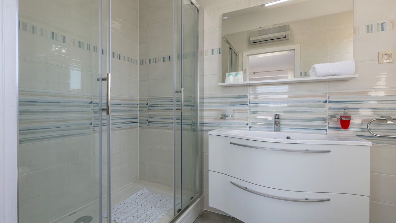 Photo of Bathroom in Cove Osibova (Milna)