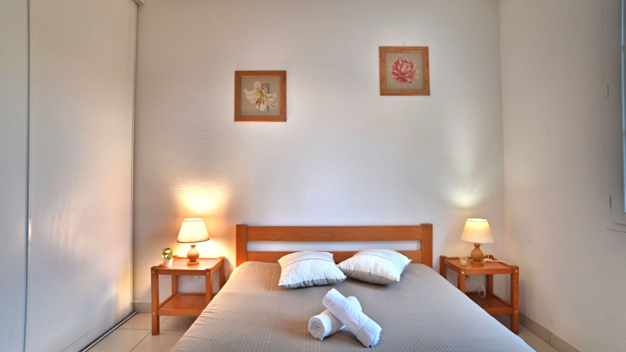 Photo of Others in Domino