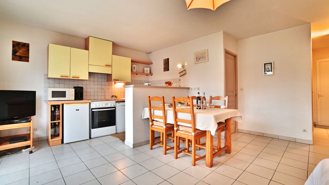 Photo of Bedroom in Domino