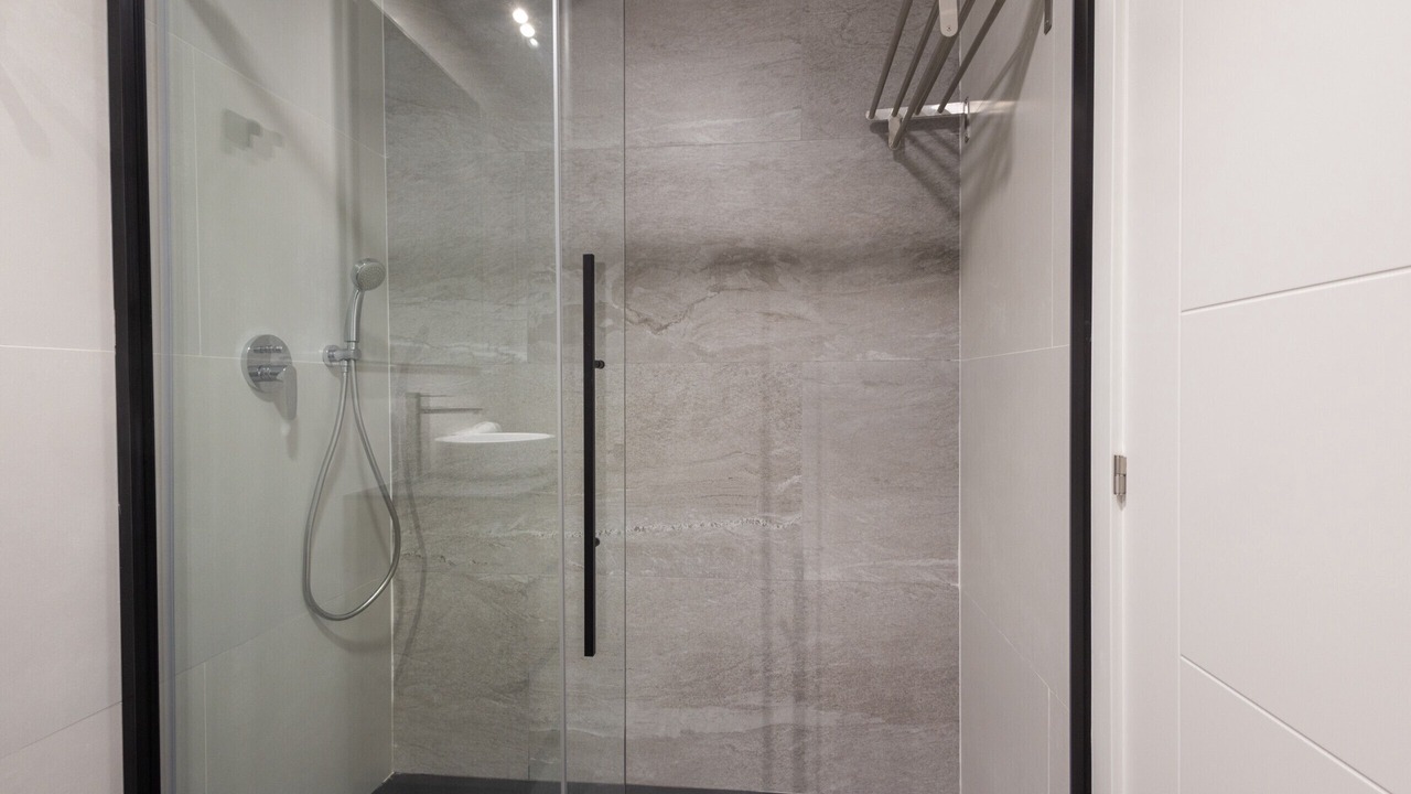 Photo of Bathroom in Patraix