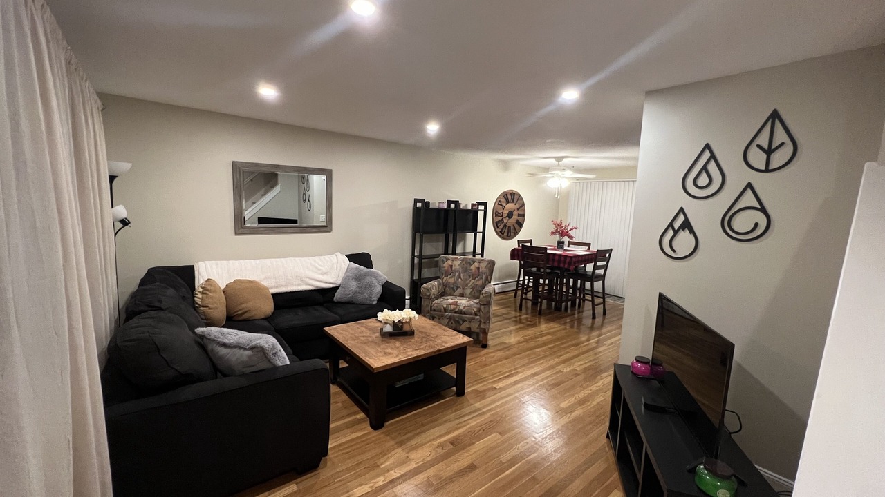 Photo of Livingroom in Hudson