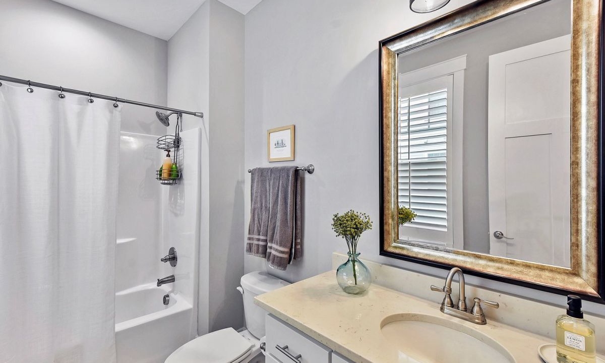 Photo of Bathroom in Jekyll Island