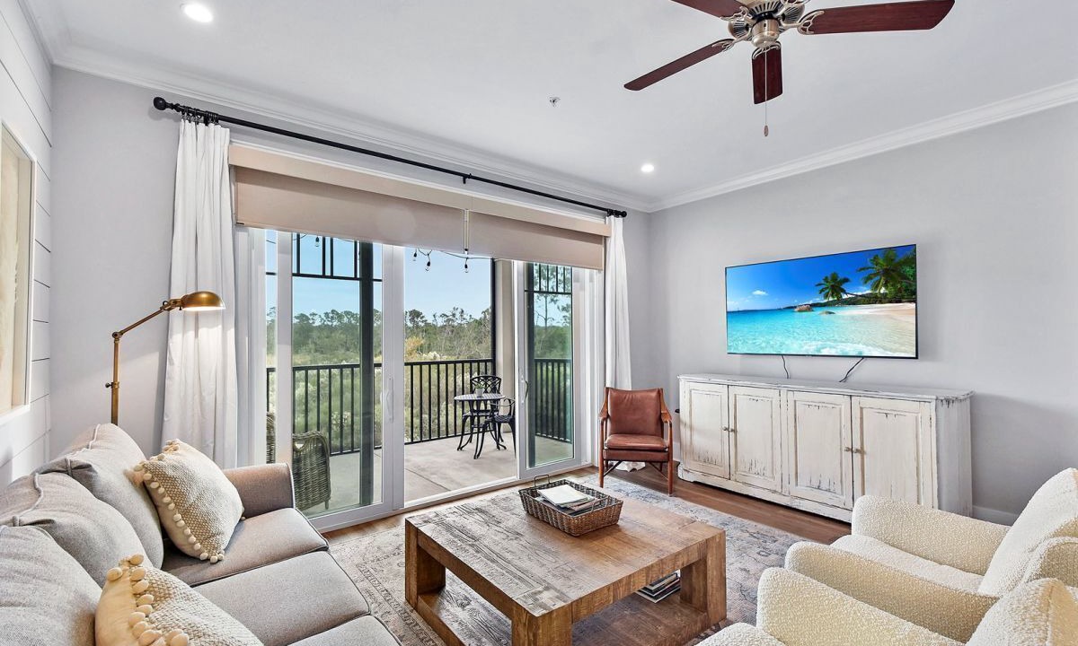 Photo of Livingroom in Jekyll Island
