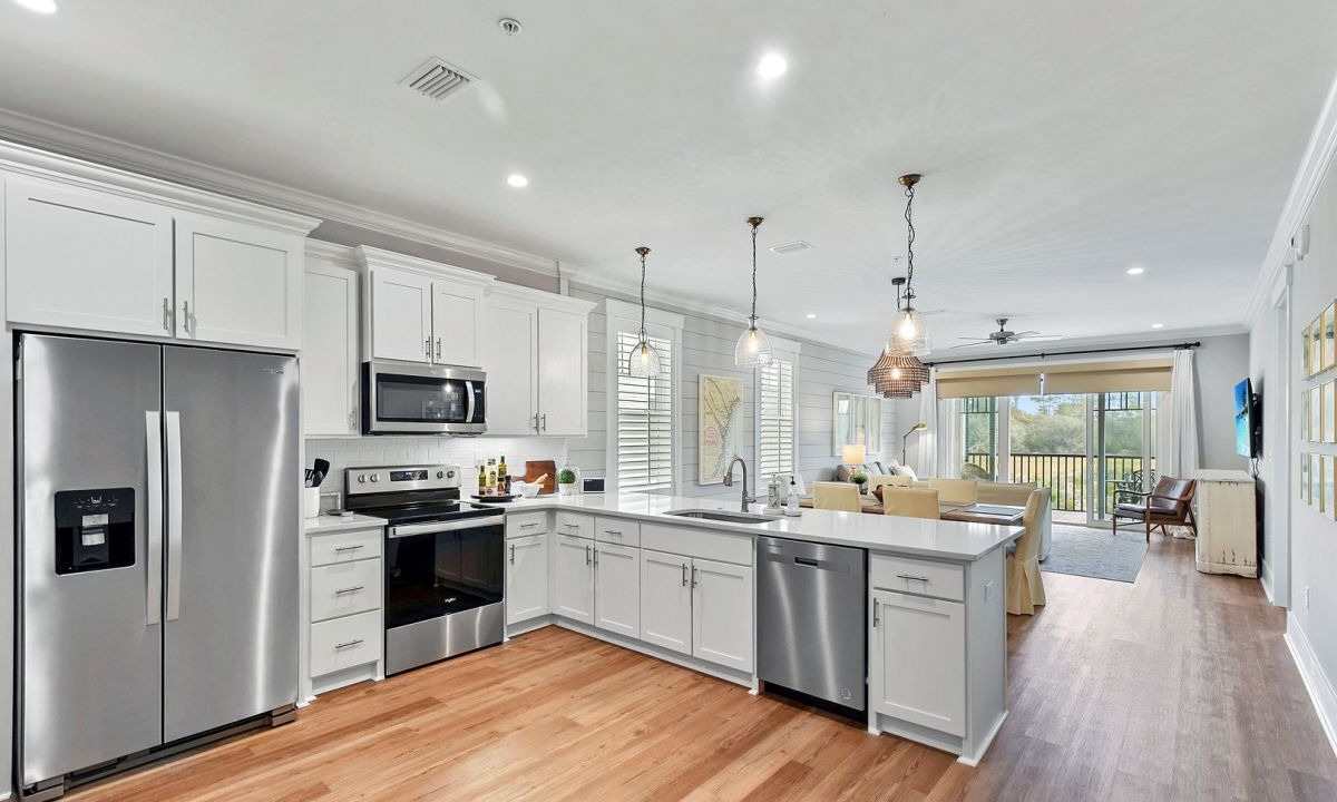 Photo of Kitchen in Jekyll Island