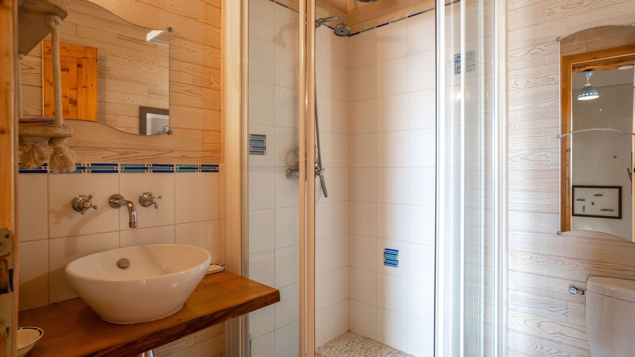 Photo of Bathroom in Mortagne-sur-Gironde