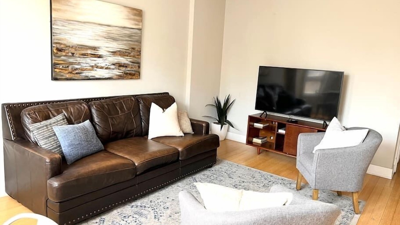 Photo of Livingroom in River North