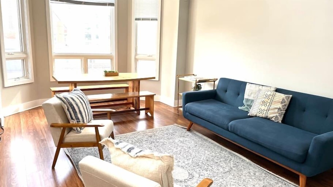 Photo of Livingroom in River North