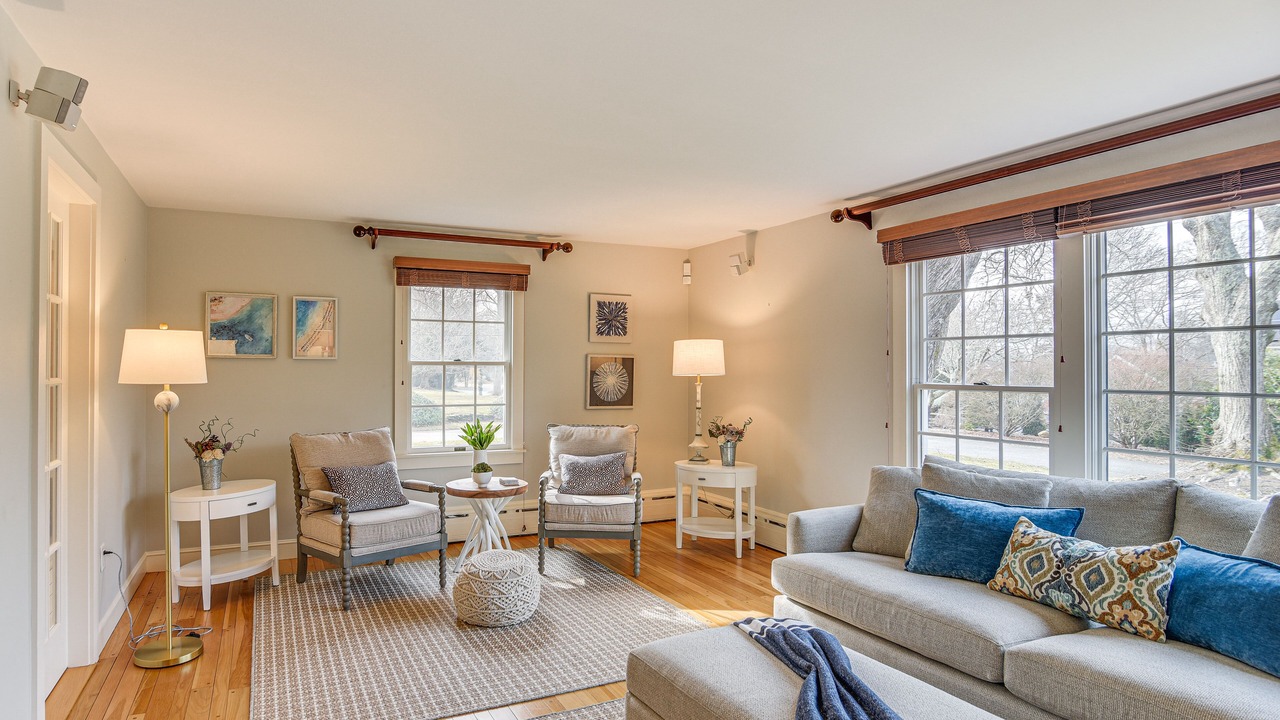 Photo of Livingroom in Teaticket