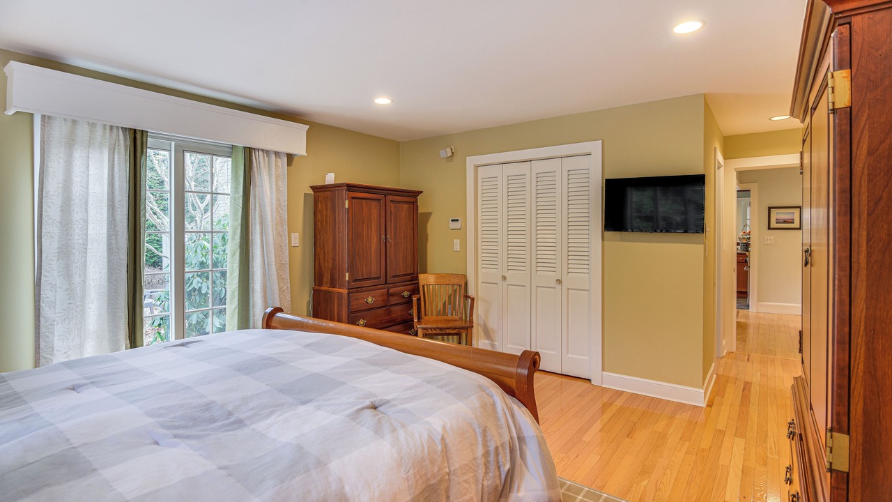 Photo of Bedroom in Teaticket