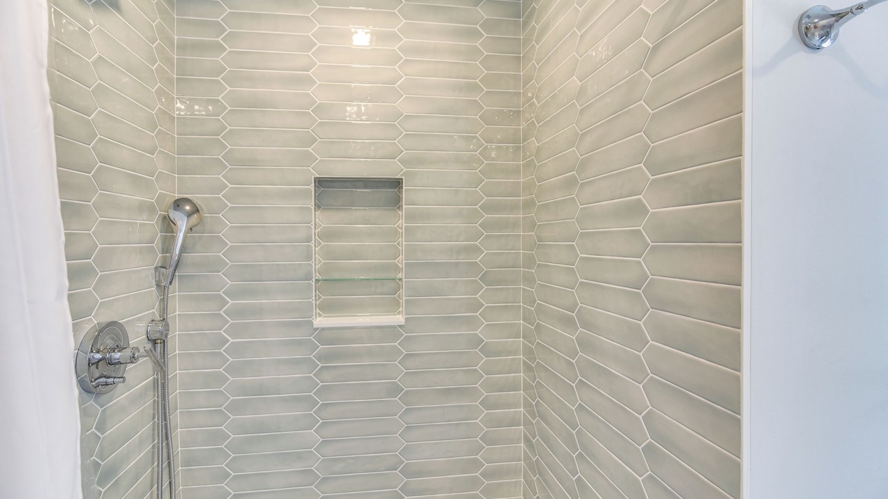 Photo of Bathroom in Teaticket