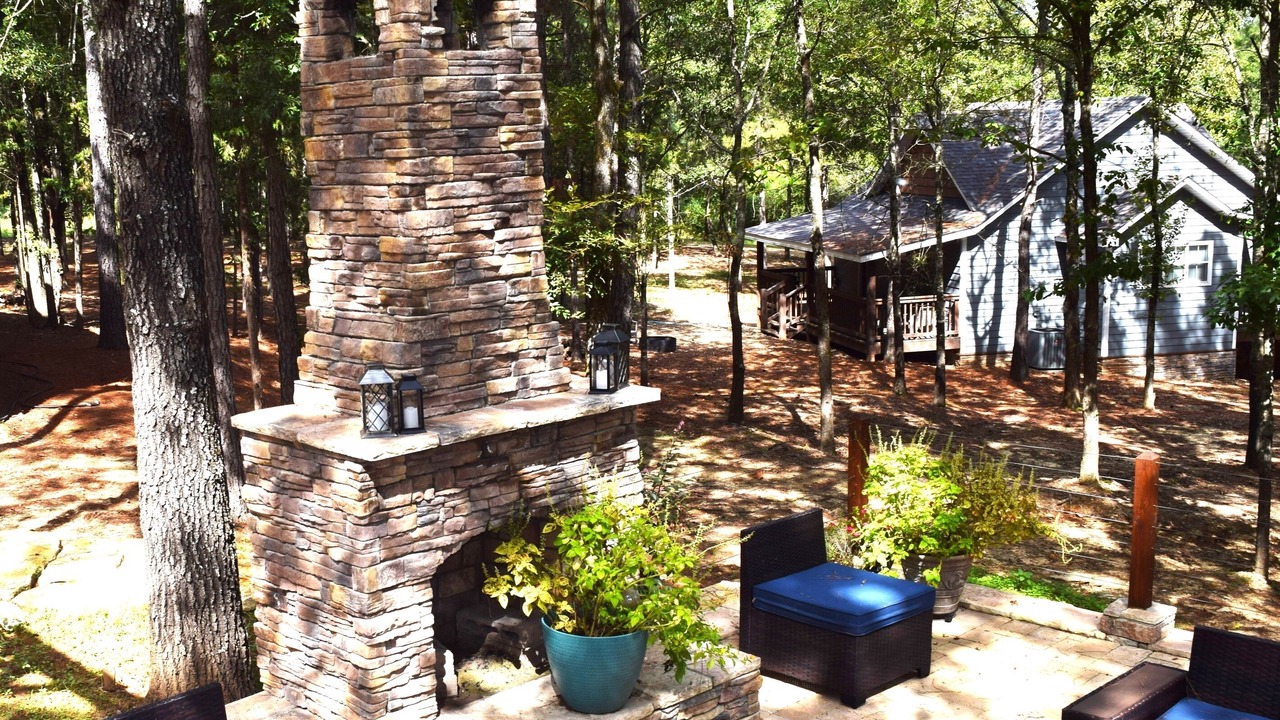 Photo of Livingroom in Broken Bow