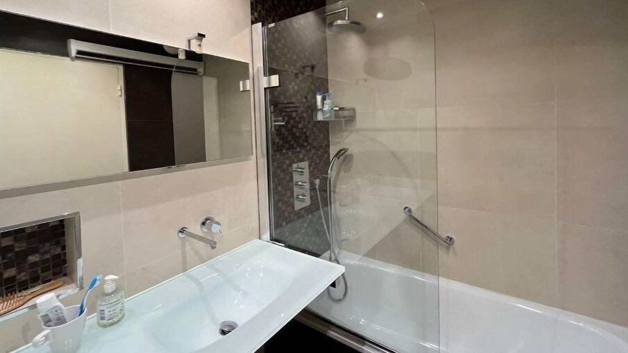 Photo of Bathroom in 15th Arrondissement